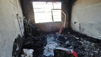 臥室變廢墟！看完這個(gè)，嚇得我趕緊拔掉床頭的TA