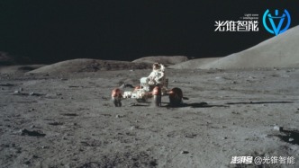 中美大模型“登月路”：谷歌與月之暗面的這一年