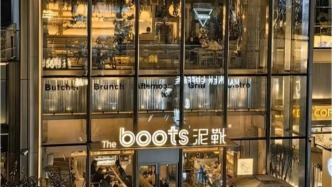 排隊兩小時，年輕人狂打卡，“漂亮飯”憑什么成2025年餐飲頂流？