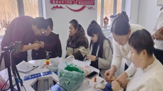 兴建路街道祥和社区开展“暖心培训练本领 社区助力就业梦”就业宣传活动