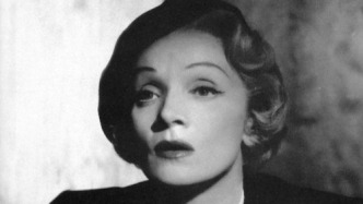 这部60多年前的黑白电影，如今仍是悬疑片和反转设计的教科书！ 