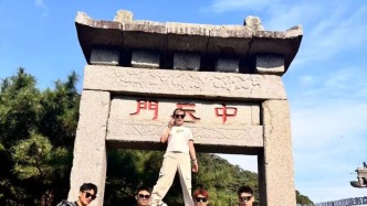 陪爬、陪玩、陪诊……陪伴生意咋这么火？