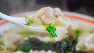 跟著司機師傅吃烏魯木齊，6家小館子真香