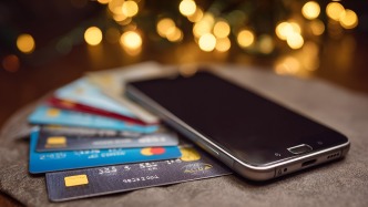 消費場景活躍，第三季度銀行卡交易大增