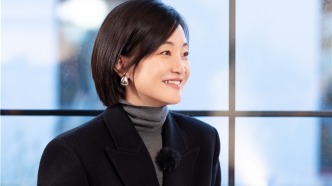 郭柯宇《背后》专访，从“安静”中寻找内在秩序与力量