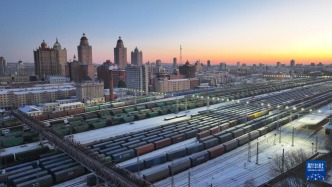 中歐班列“東通道”今年通行量突破5000列