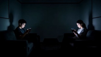 《戀與深空》3天流水暴漲14倍，還記得男性爽感經(jīng)濟鼻祖“傳奇”嗎？