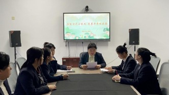 興建路街道祥和社區(qū)黨委開展“擊鼓傳花話家風 筆墨丹青頌美德” 主題家風宣講活動