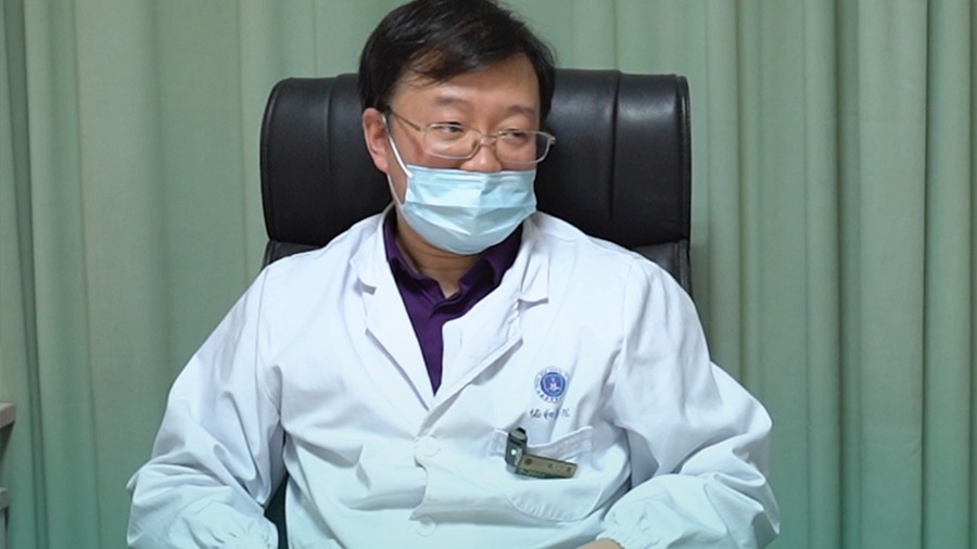 好妈一直在想孩子为啥多指，在家人的劝导下终于放下心结