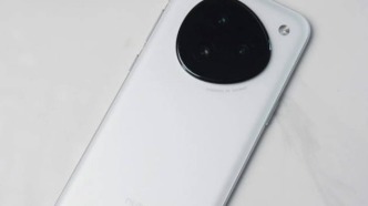 豆包手機(jī)：一場“封殺”背后的AI入口爭奪戰(zhàn)