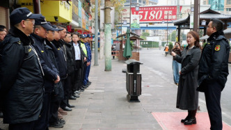 西秀區(qū)：顧府街專項整治“動真格” 市容秩序再提升