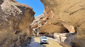自駕青海格爾木，穿越昆侖大峽谷，沿途丹霞與雅丹地貌美不勝收