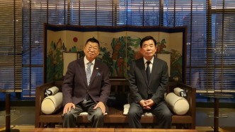 韓方明會(huì)見韓國國會(huì)前議長金振杓