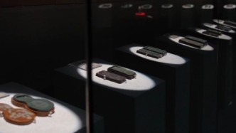 從數(shù)億年前走到我們眼前的松花石 已經(jīng)成為吉林標(biāo)志性的文化符號(hào)