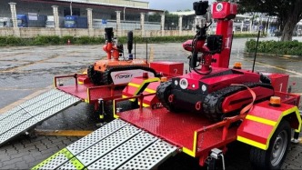 百米之外精準拆火!這兩位"賽博戰(zhàn)友"簡直太帥~