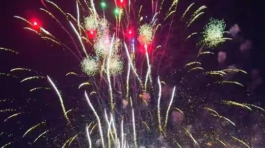 德州市齊河縣歐樂堡， 2026年跨年煙花秀，綻放