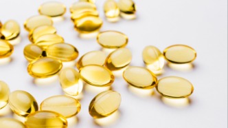 补Omega-3选鱼油还是藻油？适用人群、吃法与避坑指南