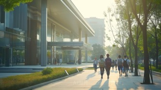 讓鴨子站起來的那陣掌聲