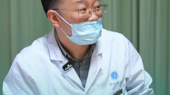 你們奔我而來，我定全力以赴，“手”護(hù)孩子的未來