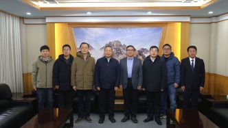 中國科學(xué)院院士孫和平來校作專題報(bào)告