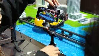 分體、全景、機械臂！六大玩家CES交卷：影像賽道打法變了