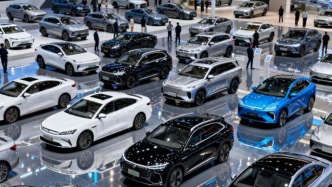 賣車如賣白菜，車企們2026的“小目標(biāo)”有點(diǎn)兒猛