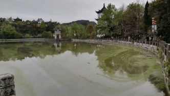 天人合一：皖南古民居选址的生态智慧与文化表达