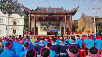 賀州：用鄉(xiāng)音俚語讓黨的創(chuàng)新理論直抵民心