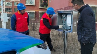 綠色通道 助力新能源出租車出行“加速度”