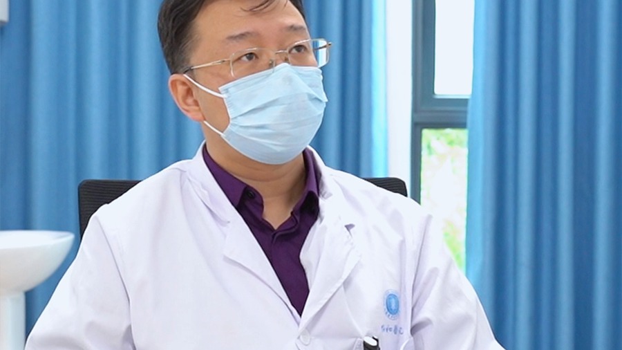 为了备孕戒烟戒酒100天,没想到孩子出生没有大拇指