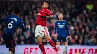 狂轰15脚仅换1分！阿森纳连平遭万条评论爆破：这真是冠军相？