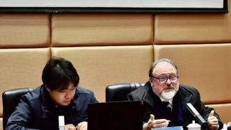 意大利藝術(shù)研究院院士卡洛·皮茲奇尼教授來山東藝術(shù)學(xué)院美術(shù)學(xué)院開展學(xué)術(shù)講座