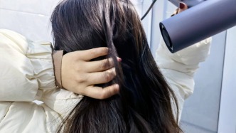 為什么理發(fā)店洗完頭能挺三天，自己洗隔天就油？