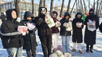 興安辦峻昌社區(qū)開展“冰韻暖冬 鄰里同樂”主題冰燈展