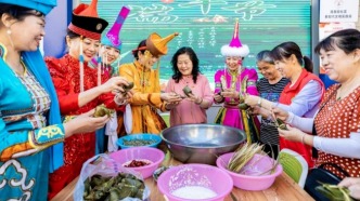 追風逐綠倉廩實 沙退糧穩(wěn)民心聚