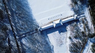  嶧州印象 | 《踏雪》詩評