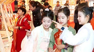 亦企做好“市” 亦城新春文明市集持續(xù)至1月30日