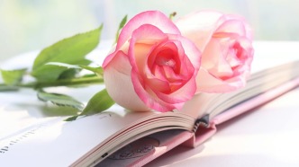 電影制作方擅自變換主創(chuàng)團(tuán)隊、變更影片類型是否屬于根本違約？