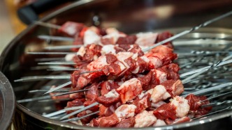 鄂爾多斯年貨節(jié)火爆開啟！帶你一站式購齊地道年味！