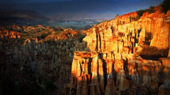 云南元谋土林，藏着最暖的冬日浪漫