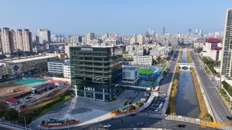 南昌首個汽車商業(yè)綜合體試運營