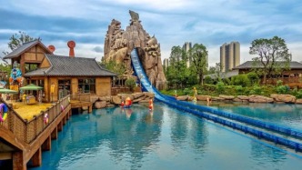 蜜雪冰城做主题乐园，能做明白吗？