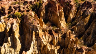 浪巴鋪土林光影盛宴，大自然的鬼斧神工絕了