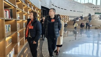 省两会期间 海外华侨列席代表参访成都 感受城市发展新动能