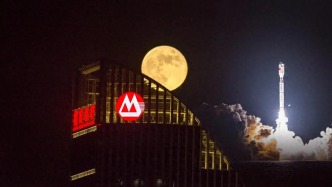 招商银行，又放了一颗卫星