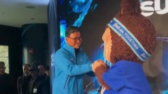 中国潮玩，夺得冬奥首金！全靠“逛街”？