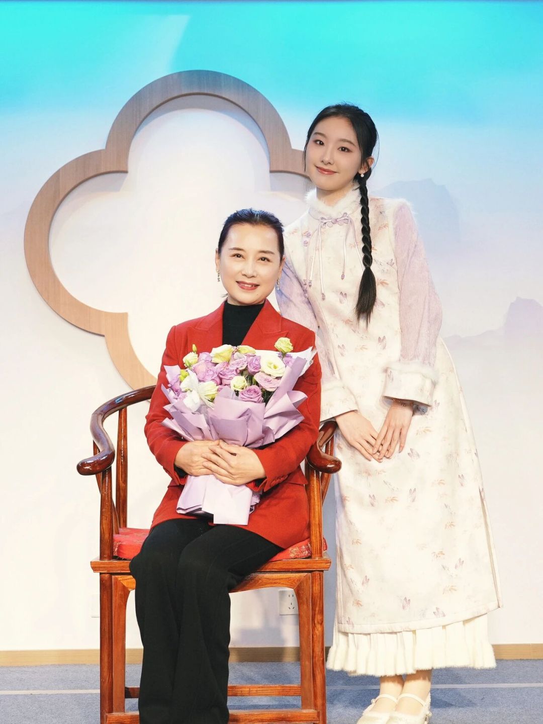 竺派薪传袁派添新 南越青年演员双双拜师