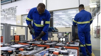 巴西电动车市场蓬勃发展，电池回收难题浮现