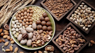 218元/斤“炒货刺客”引争议，薛记炒货融资6亿、开店1300家