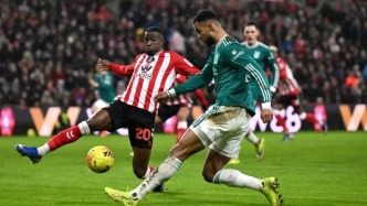 利物浦1-0掀翻魔鬼主场！范戴克创纪录绝杀，右后卫魔咒仍存在！